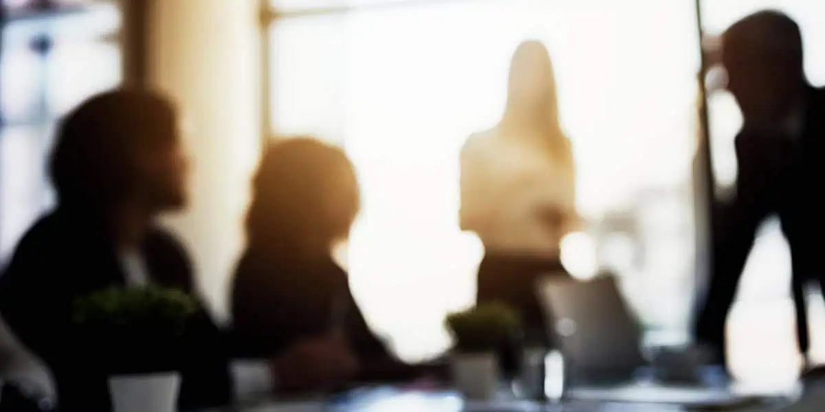 How an AI Intelligence Layer Helps Financial Institutions Grow